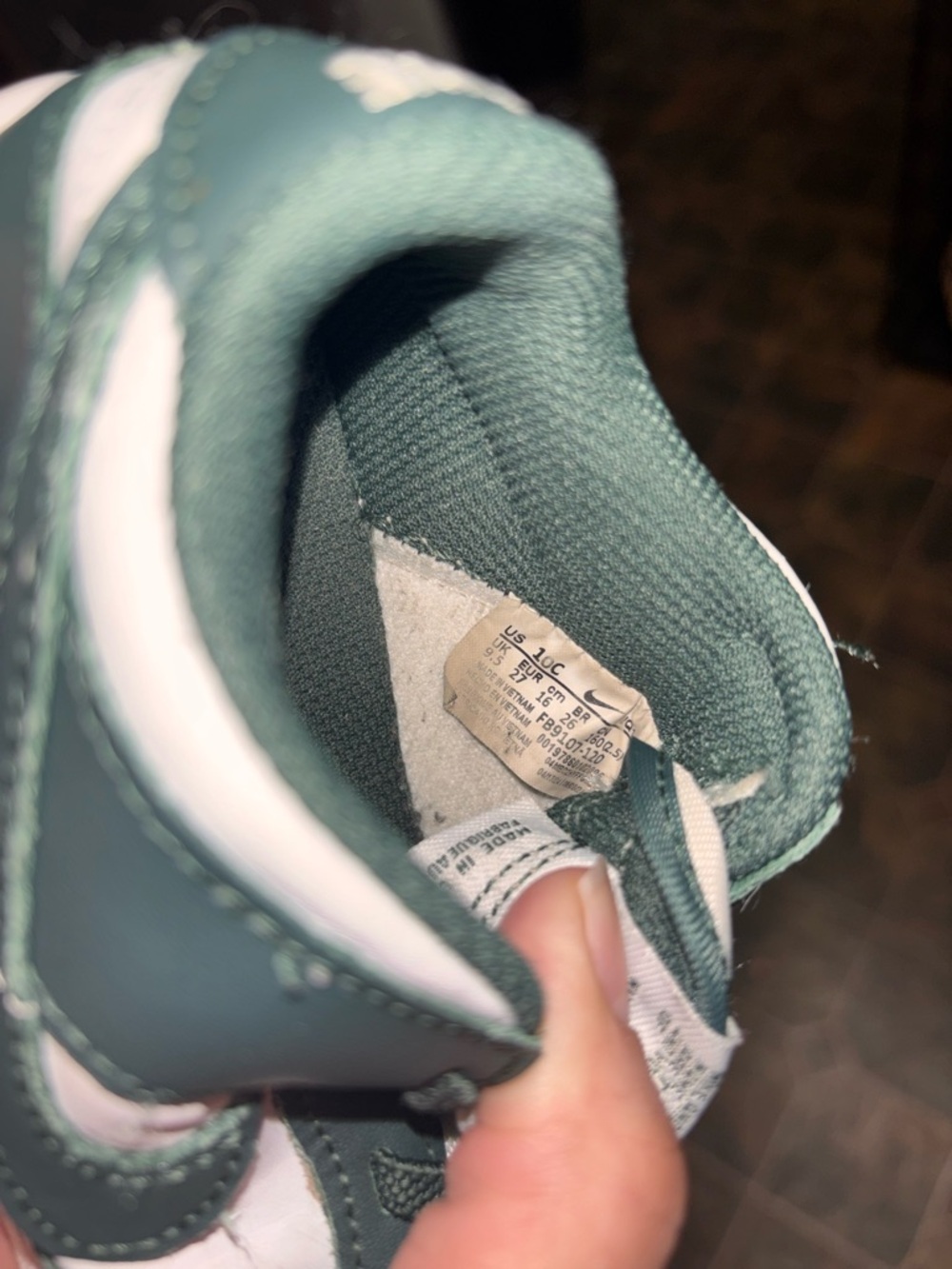Nike Kids Low-Top Sneakers in Dark Green and White - Picture 8 of 8